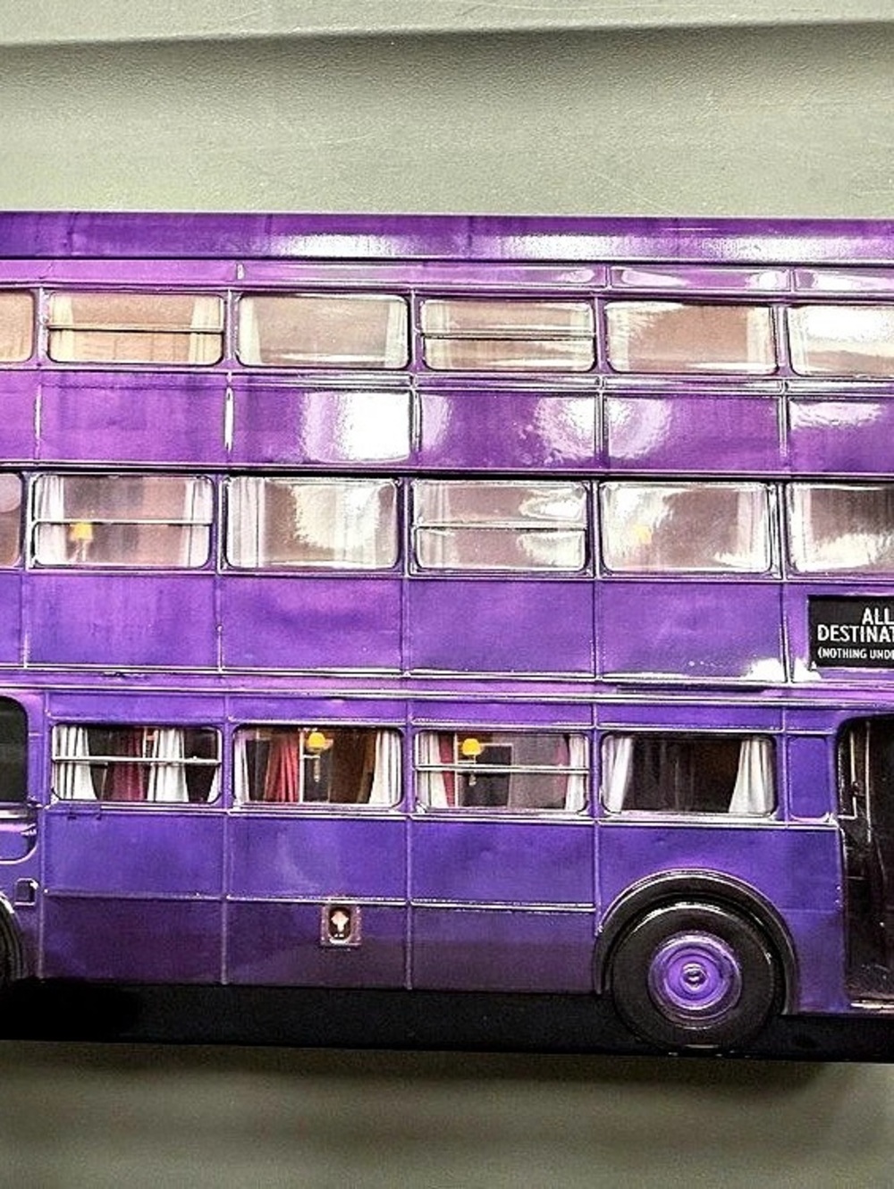 Jelly Belly Harry Potter Knight Bus Tin Coin Bank Purple & Black